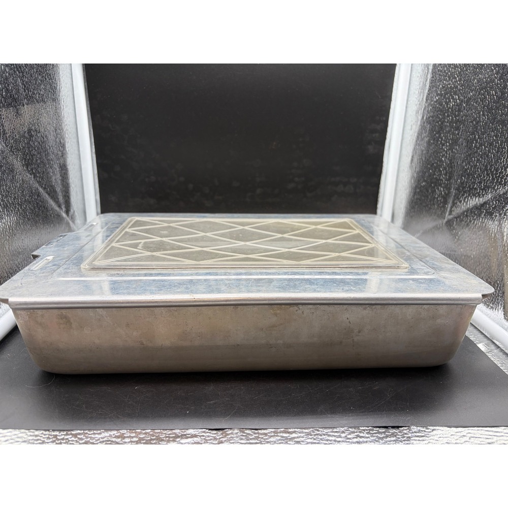 Vintage Mirro Aluminum 13x9 Baking Pan with Lid Clear Diamond Window 5423M